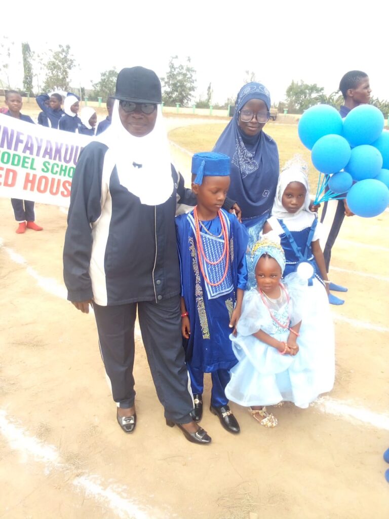 D584b922 1406 4b84 B097 11025df8c9f8 768x1024