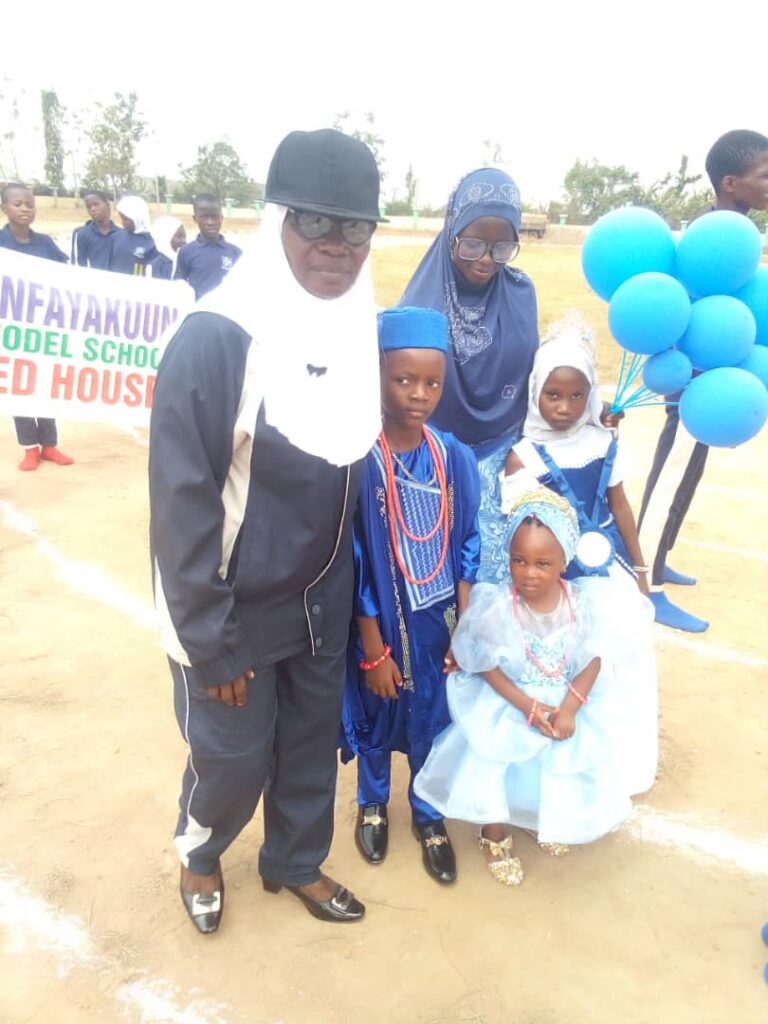 D6a9f25b C48b 4c71 8388 0192d1d9e66c 768x1024