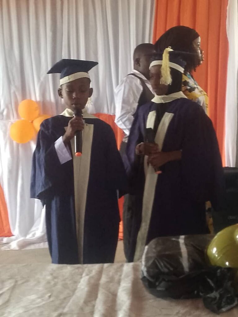 F31bded1 Dd96 4a06 A7f4 6db42d9bbe07 768x1024